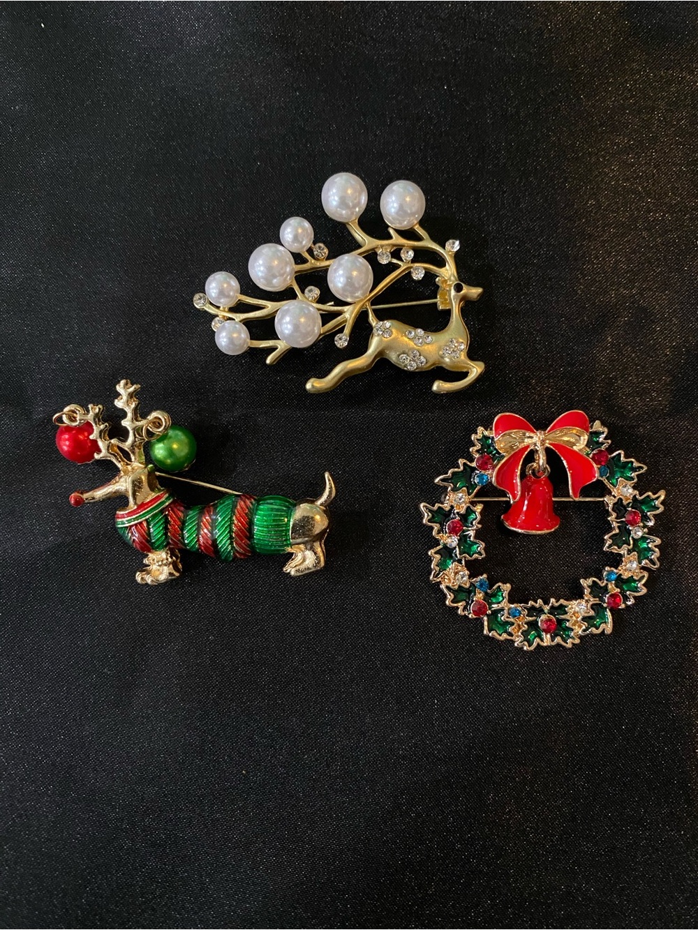 Christmas Brooch Set of 3 - Pearl Reindeer, Festive Dachshund & Wreath Pins Gold